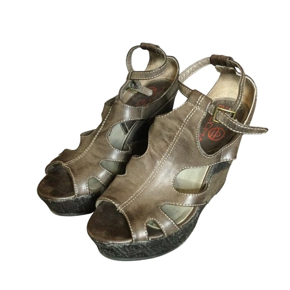 Big Buddha Leather Wedge Sandals Size 10M Buckle Strap Chunky Woven Platform